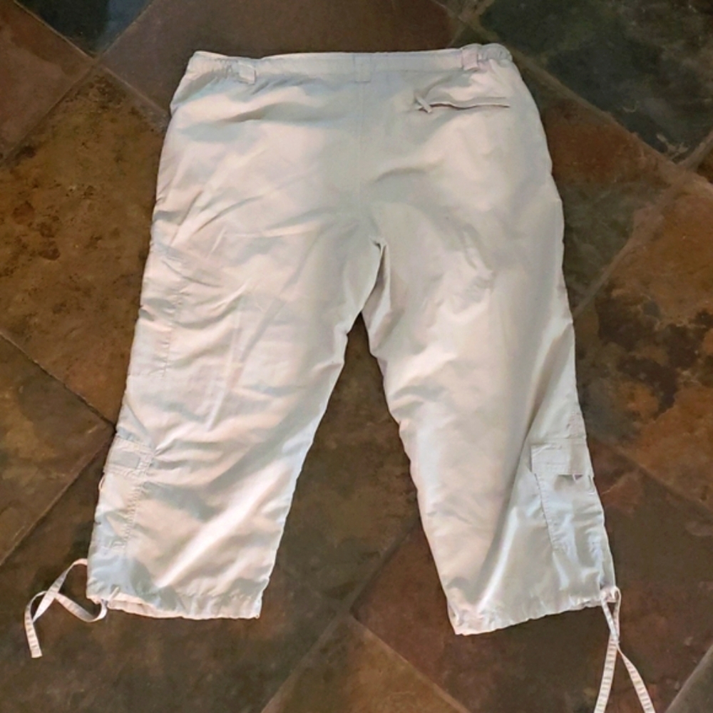 worldwide sportsman women hiking fishing capri cargo pants - Picture 2 of 9